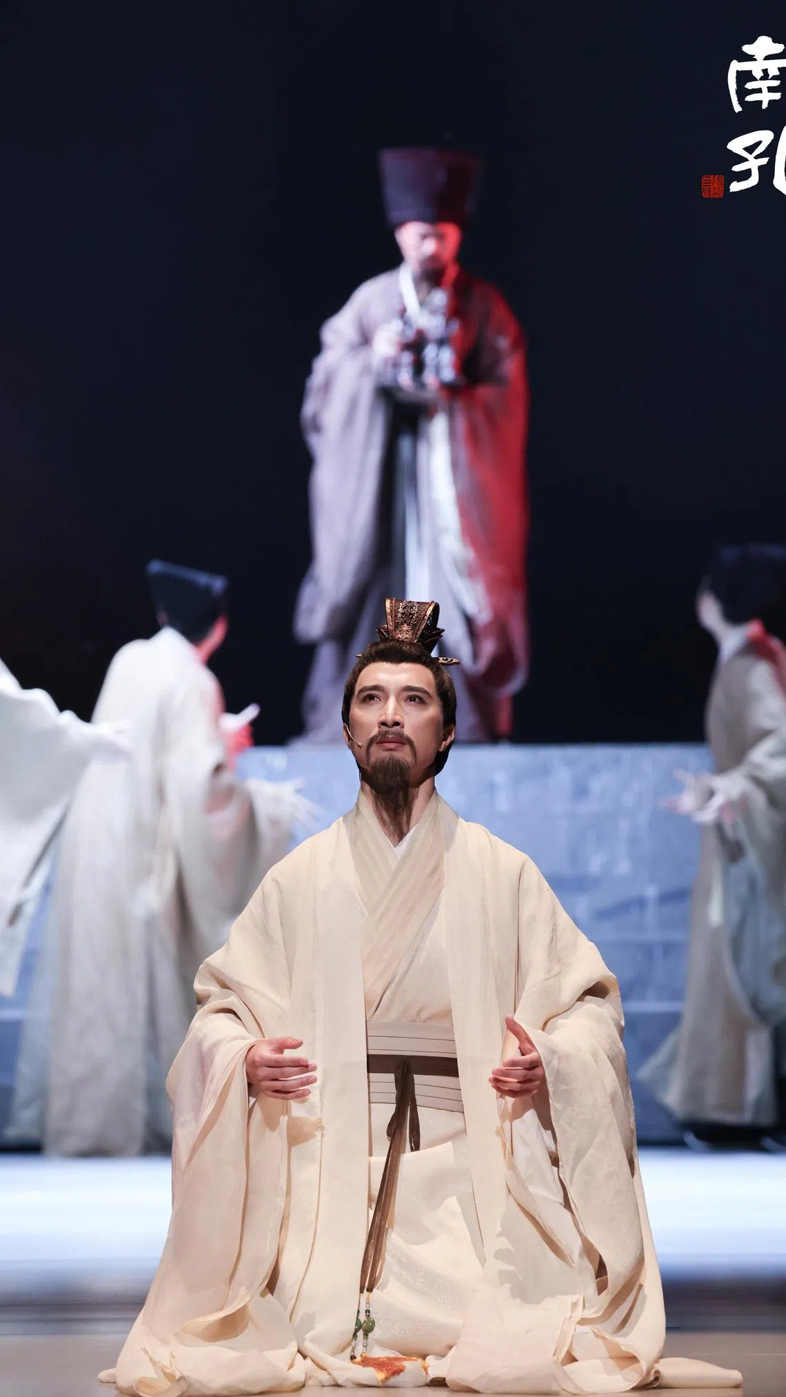 主演夏振凯希望将孔洙化为一个“有担当也会彷徨”的立体人物，并希望新加坡观众记住孔洙不是符号化的传承人，而是一个在坚守中取舍的血肉之躯。（主办方提供）