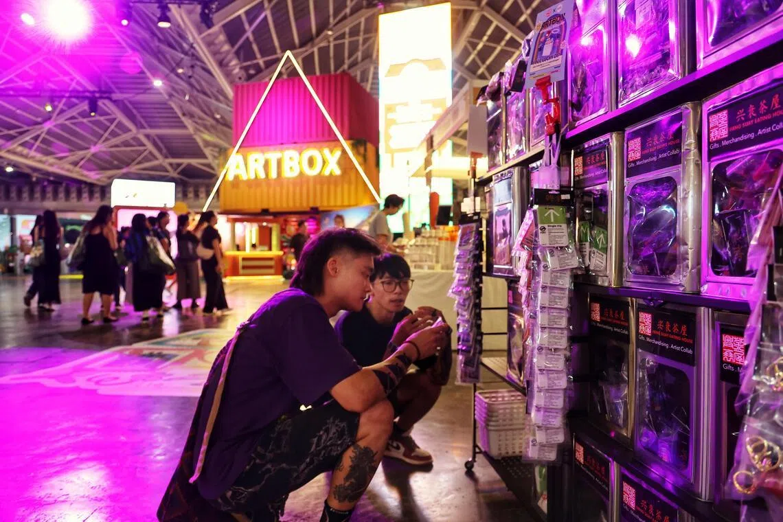 一年一度的创意市集ARTBOX再度登场，吸引250多个起步企业参展，其中近七成是本地品牌，占比为近年来最高。（萧紫薇摄）