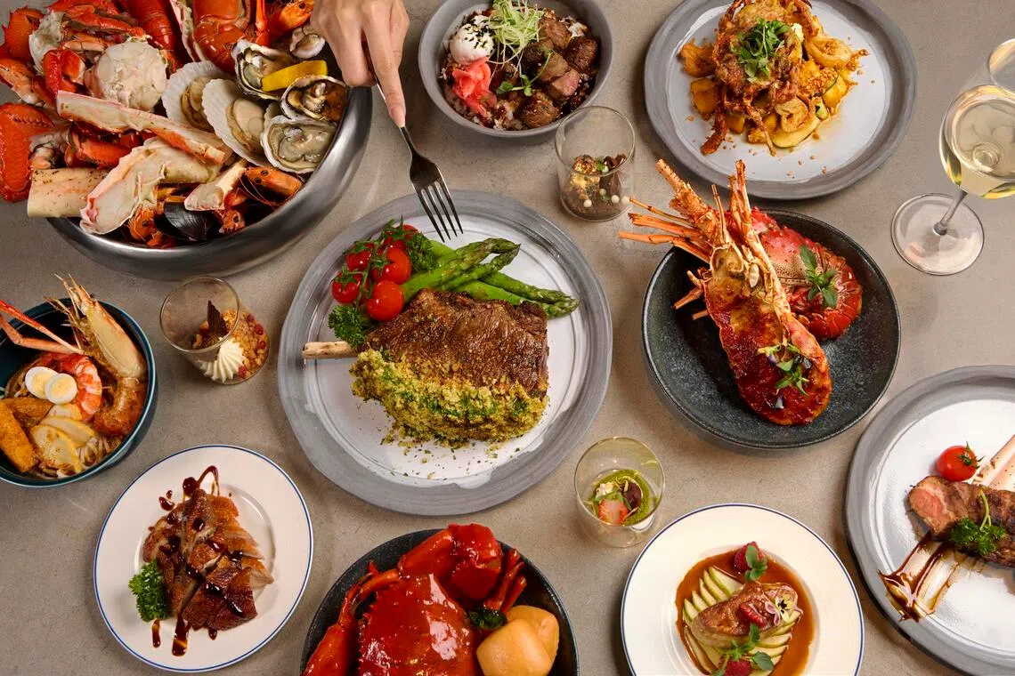 Estate结合陆地与海洋风味的“Grills & Gills”自助晚餐。（餐馆提供）