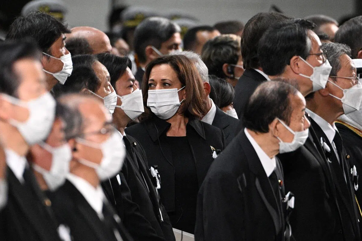 美国副总统哈里斯出席安倍国葬。（法新社） 