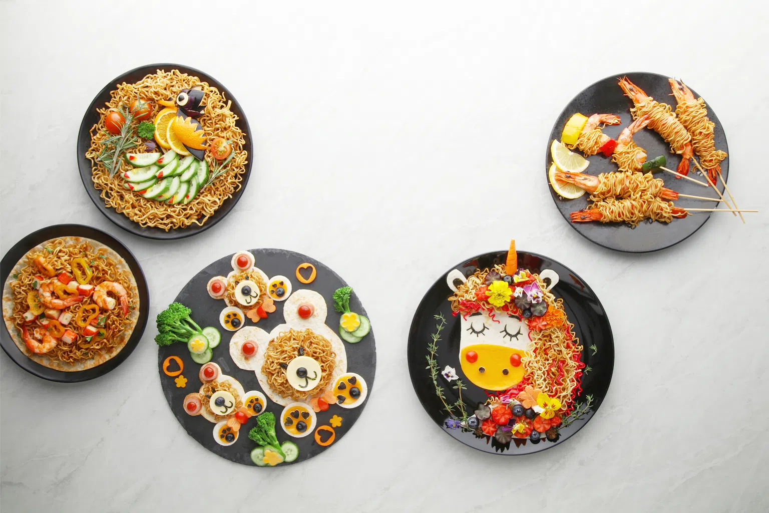 你可用百搭的Mi Sedaap干面，与不同食材搭配制作成各种造型和小吃。（图/Mi Sedaap提供）