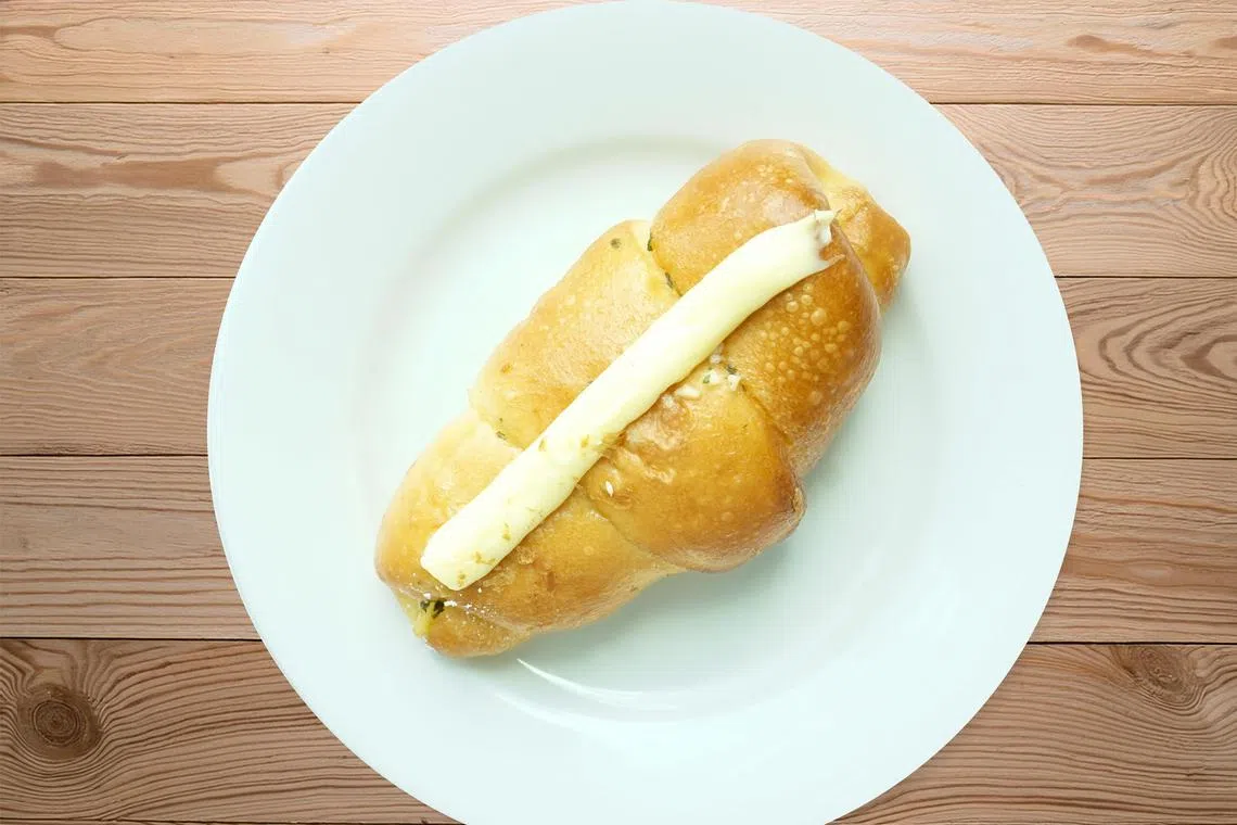 Bakery 1946的蒜蓉牛油日式盐面包。（品牌提供）