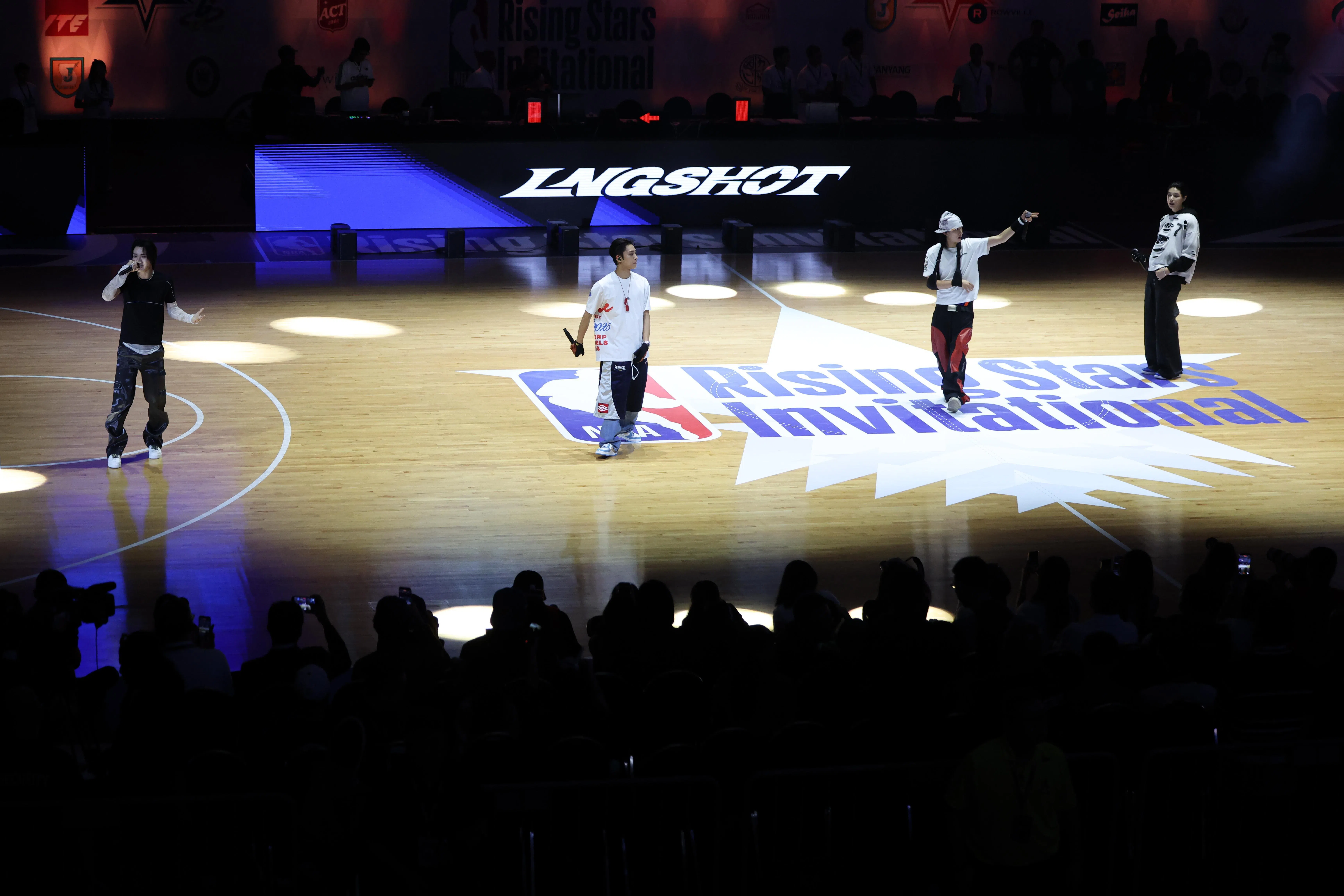 能在NBA球场上表演，LNGSHOT说是梦想成真。（关俊威摄）