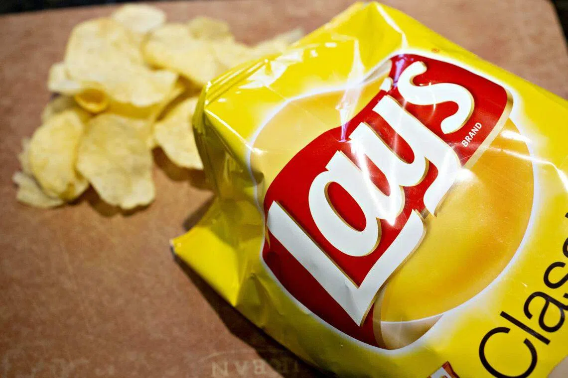 在推出迷你包装的推动下，零食品牌Frito-Lay的销量增长了1％。（彭博社）