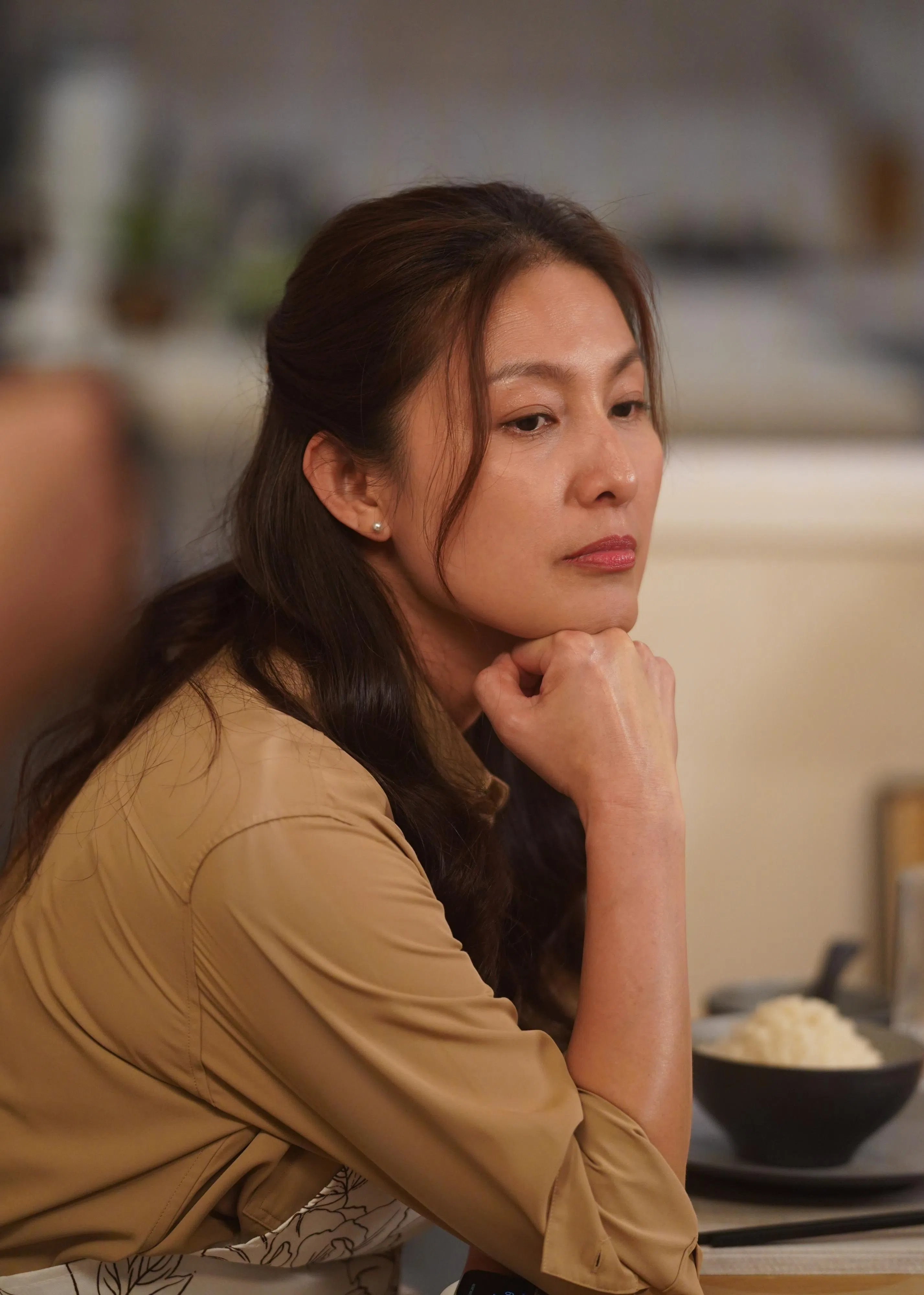 黄嫊方饰演私立新能源研发局局长，与李国煌有不少对手戏。（金刚媒体提供）