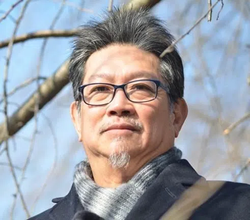 画家吴伟才这两年很认真地想通过画画，把自己一些想法留下来。（画廊提供）