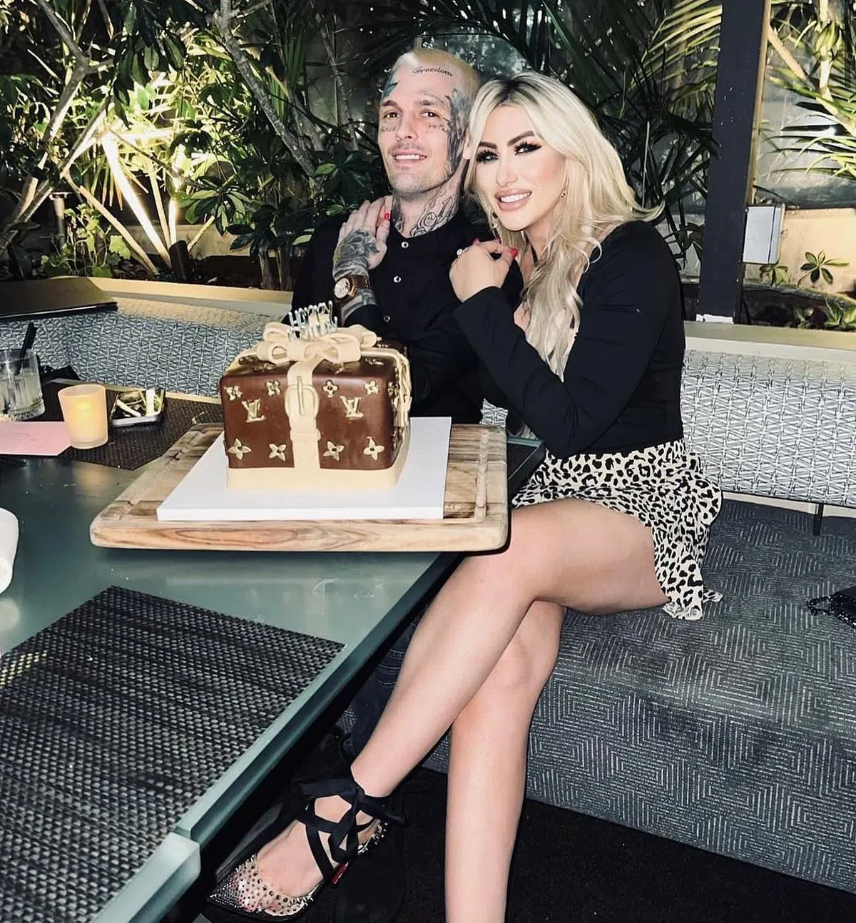 Aaron Carter与未婚妻Melanie Martin。（取自艺人Instagram）