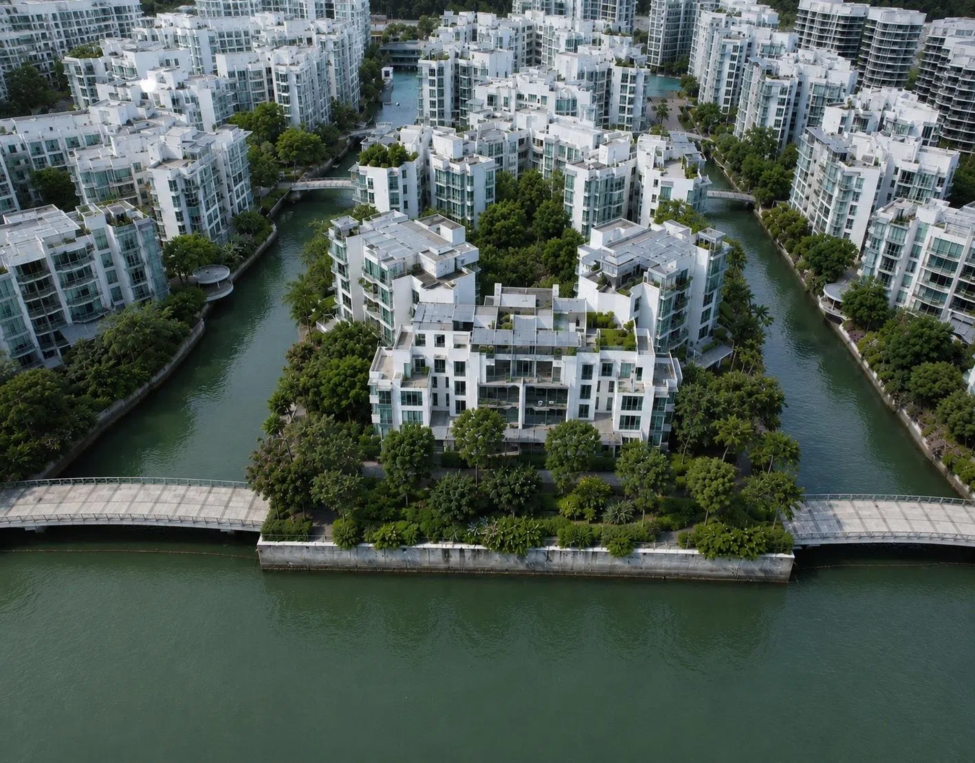 佳丽比园（Caribbean at Keppel Bay）私宅曾是吉宝船厂的一部分。（互联网）