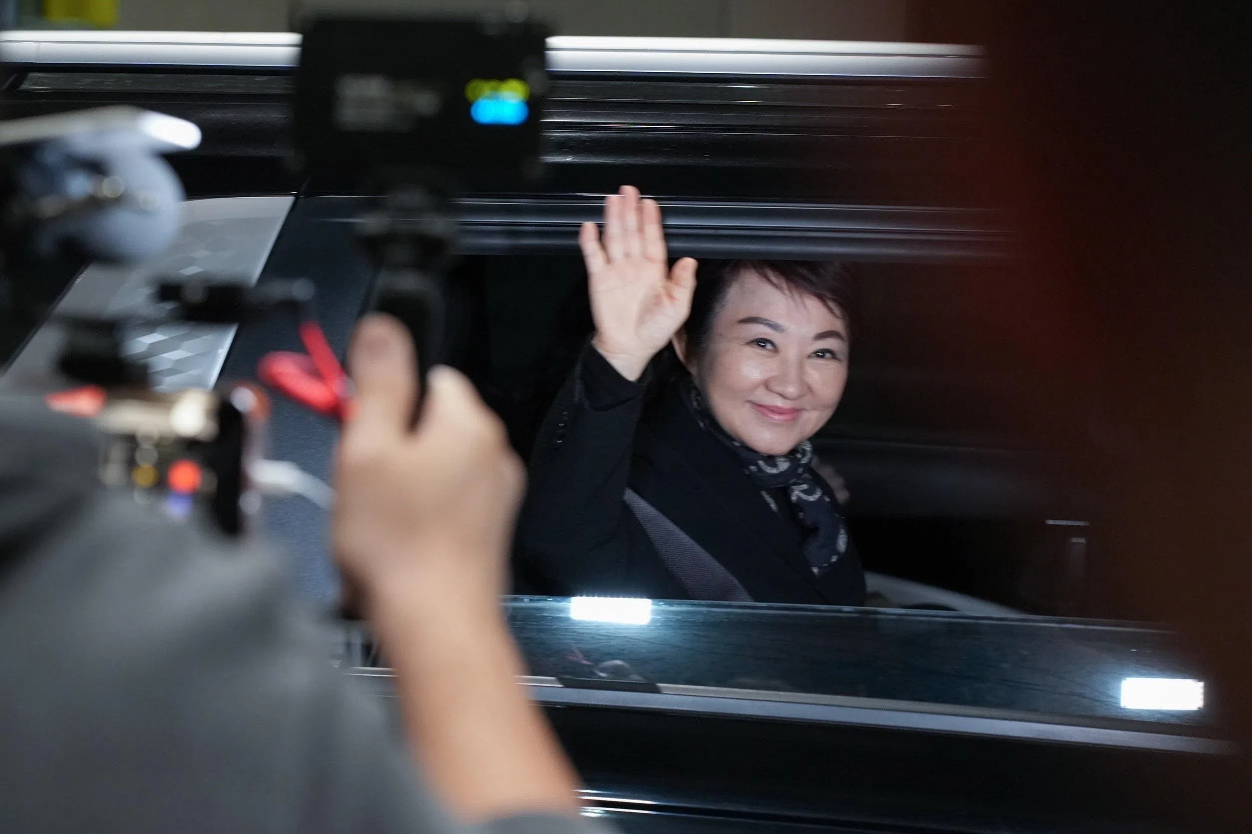 台中市长卢秀燕出任蒋万安竞选总部主委，使两名被视为国民党潜在总统候选人的政治人物在地方选战中并肩合作，也让蓝营2028年大选布局再受关注。图为卢秀燕今年3月完成访美行程返台。（取自台中市政府官网）