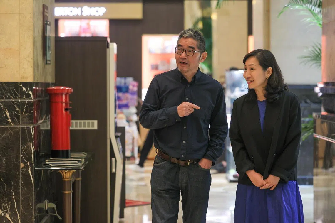 苏童坦言，年龄和经历使他变得柔软，处理人物不再“心狠手辣”。（张俊杰 摄）