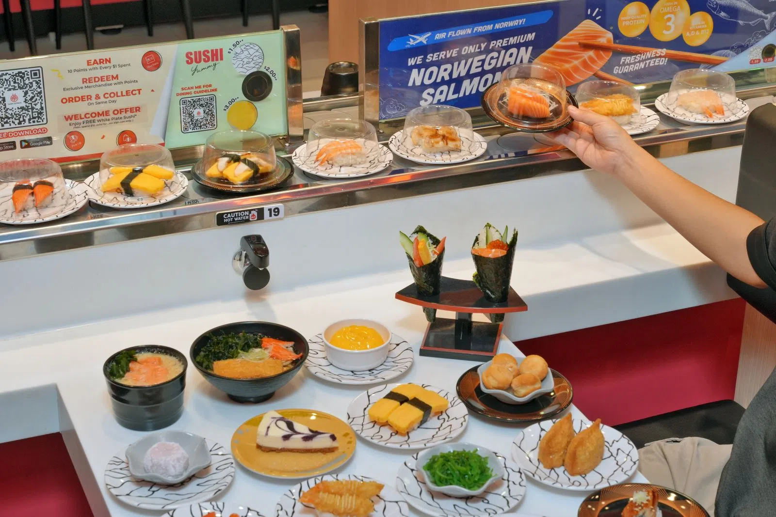 Sushi Express主打高质不高价的回转寿司用餐体验。（Sushi Express提供）
