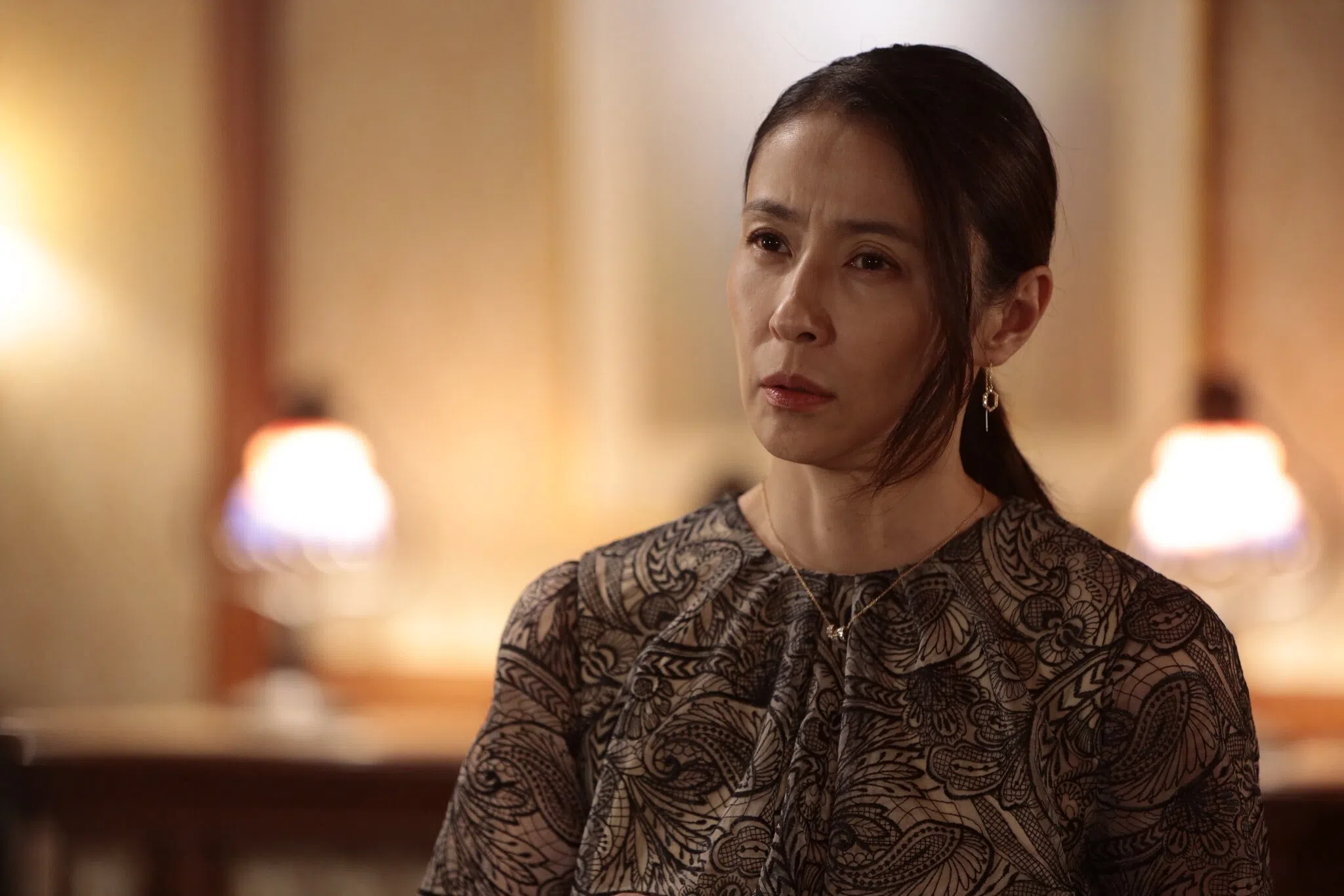 一代美女水野美纪步入中年后颜值严重劣化，唯有靠演技撑场。（互联网）