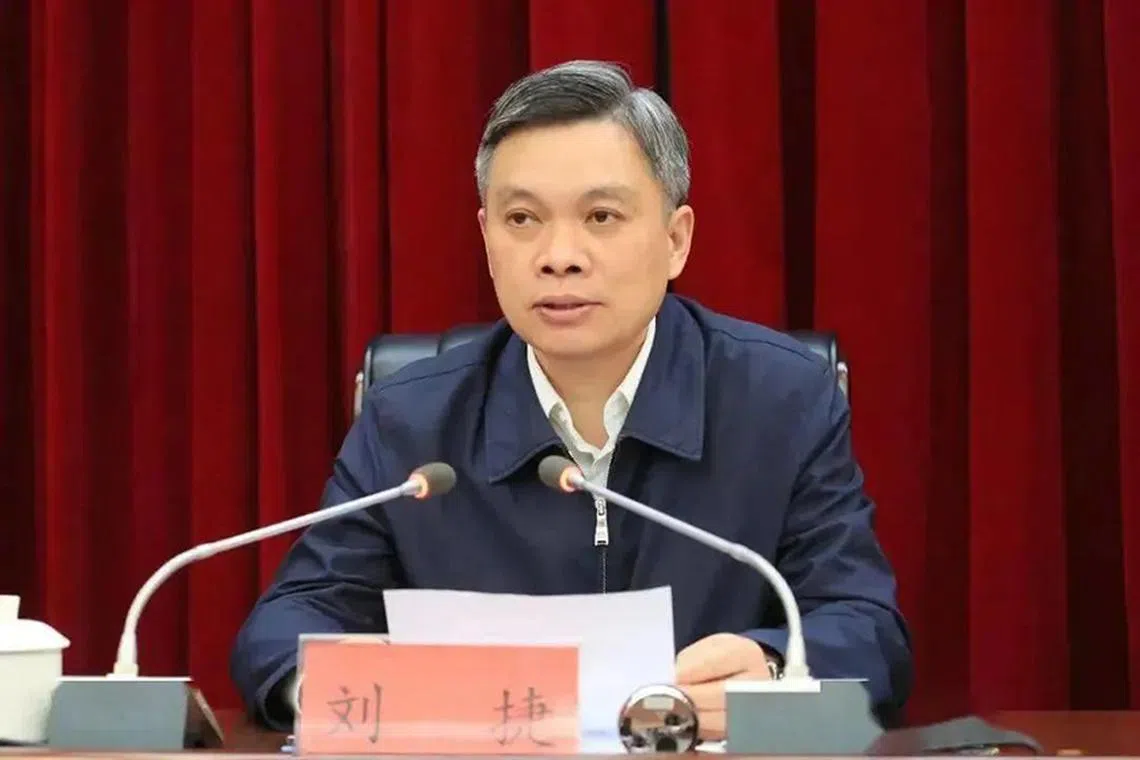 刘捷2021年底三度跨省赴浙江任中共杭州市委书记，两年后兼任省委副书记，去年底出任代理省长，今年1月转正跻身正省级，成为中国首位70后省长。（互联网）