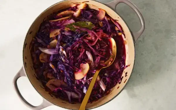 Gluten-Free Red Cabbage Glazed With Maple Syrup