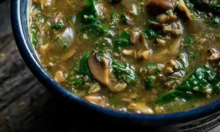 Gluten-Free Mushroom-Spinach Soup with Cinnamon, Coriander, and Cumin