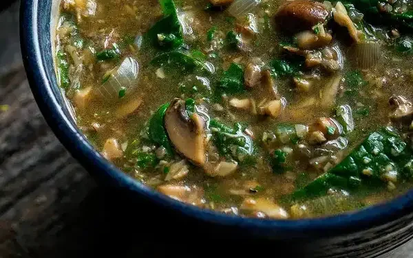 Gluten-Free Mushroom-Spinach Soup with Cinnamon, Coriander, and Cumin