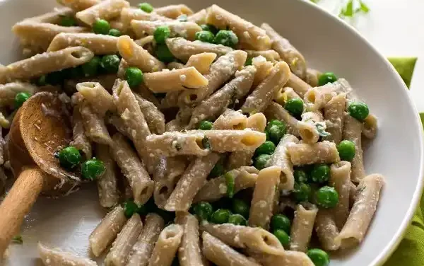 Gluten-Free Penne With Peas, Ricotta, and Tarragon Recipe