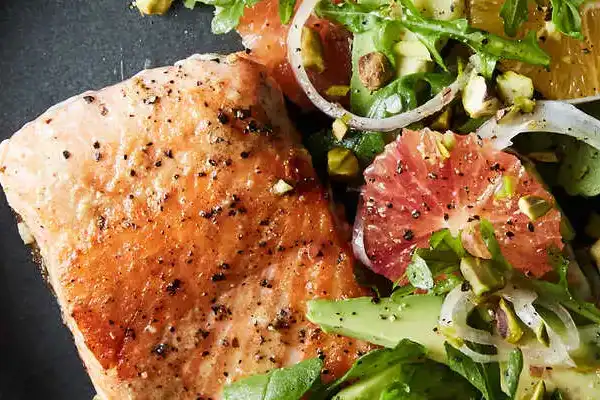 Gluten-Free Seared Salmon with Citrus and Arugula Salad: