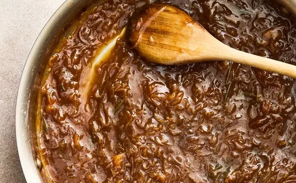 Caramelized Shallot Gravy