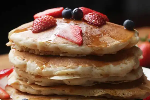 Gluten-Free Fluffiest Vegan Pancakes