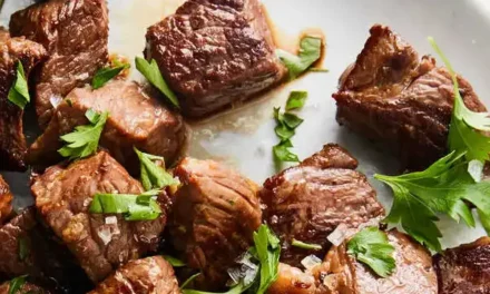 Garlic Butter Steak Bites: A Juicy, Flavor-Packed Delight