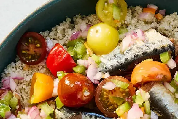 Quick & Satisfying 15-Minute Gluten-Free Grain Bowl with Sardines