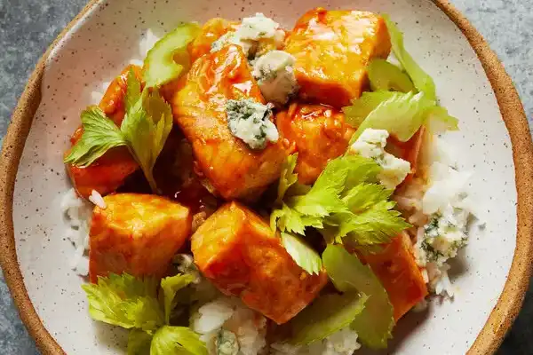 The Ultimate Gluten-Free Tangy Buffalo Salmon: Bold & Spicy in 15 Minutes