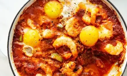 Tunisian Shakshuka With Shrimp – A Spiced Mediterranean Delight